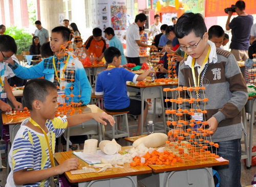 我市小学级代表队参赛现场